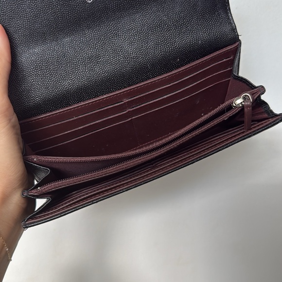 Caviar Chevron Quilted Large Gusset Flap Wallet Black - Picture 4 of 6